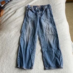 Levi’s Ribcage Straight w 28 l 27